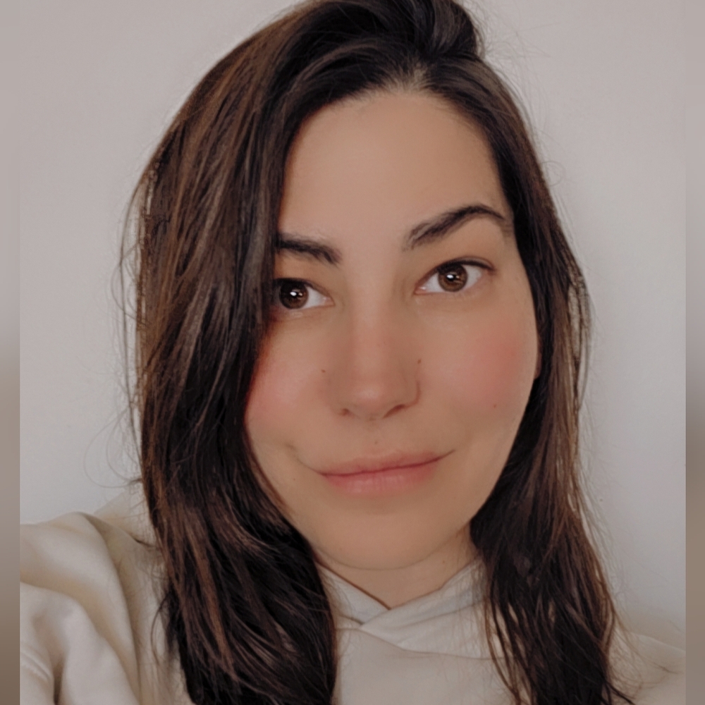 Meet your Posher, Cait